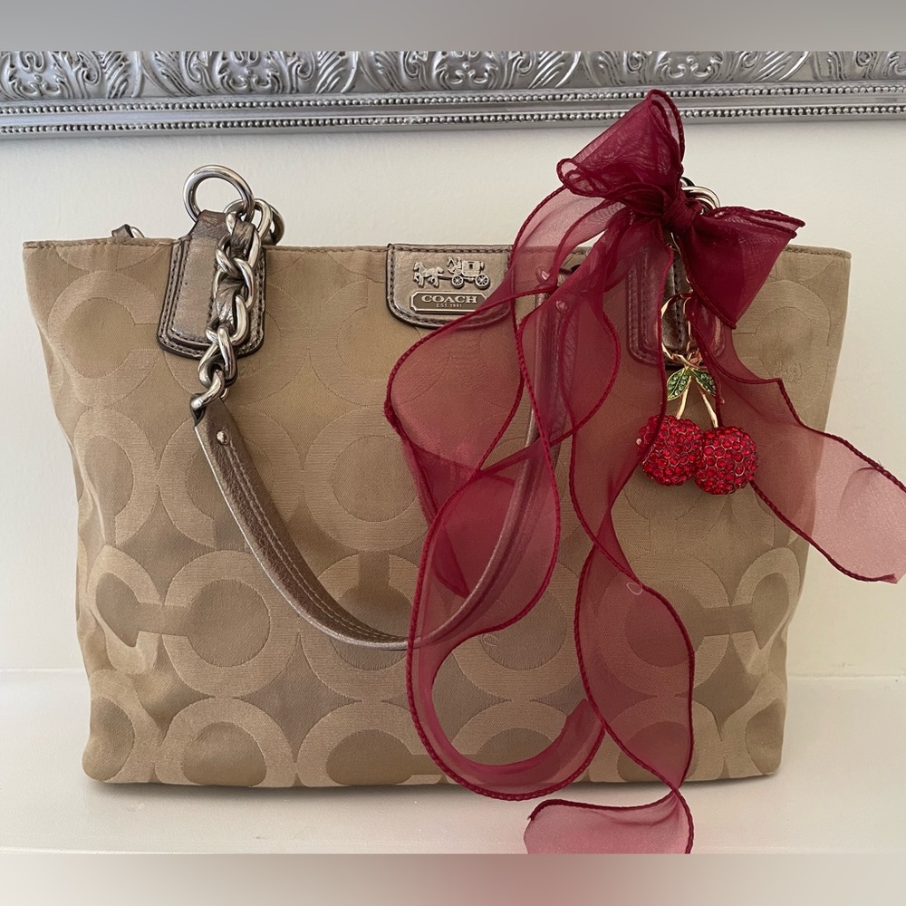 Coach 20481 Madison Op Art Signature Vintage Tote Bag